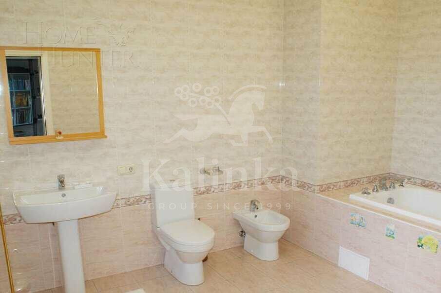 2-этажный коттедж 975 м² с отделкой