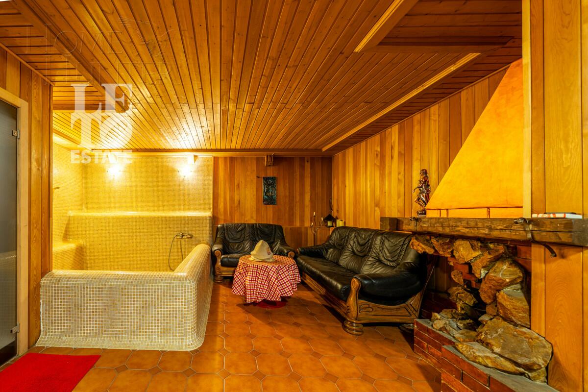 2-этажный коттедж 490 м² с отделкой