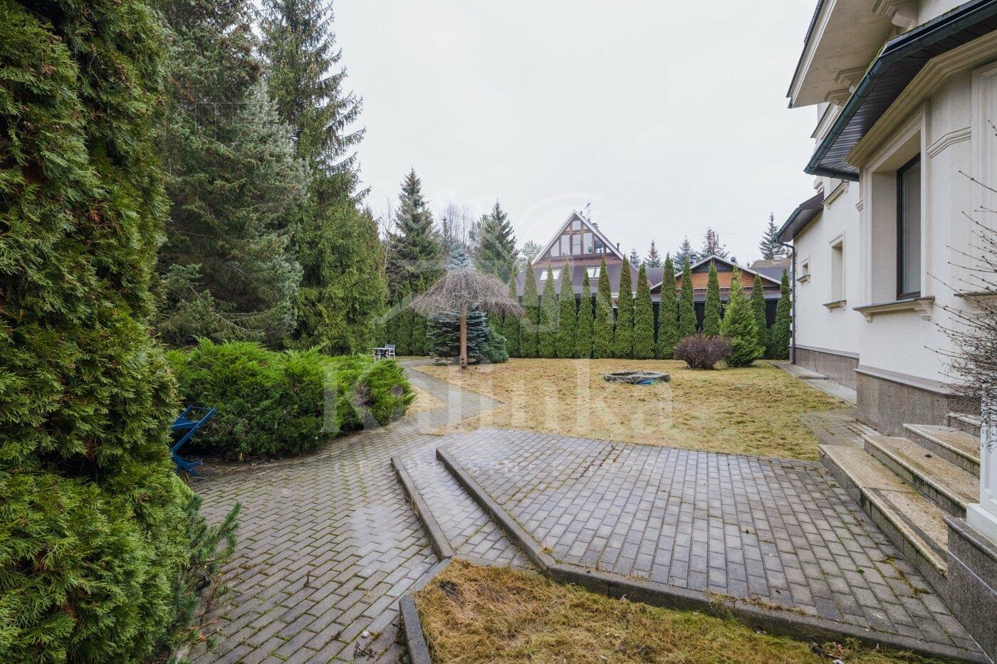 2-этажный коттедж 348 м² с отделкой