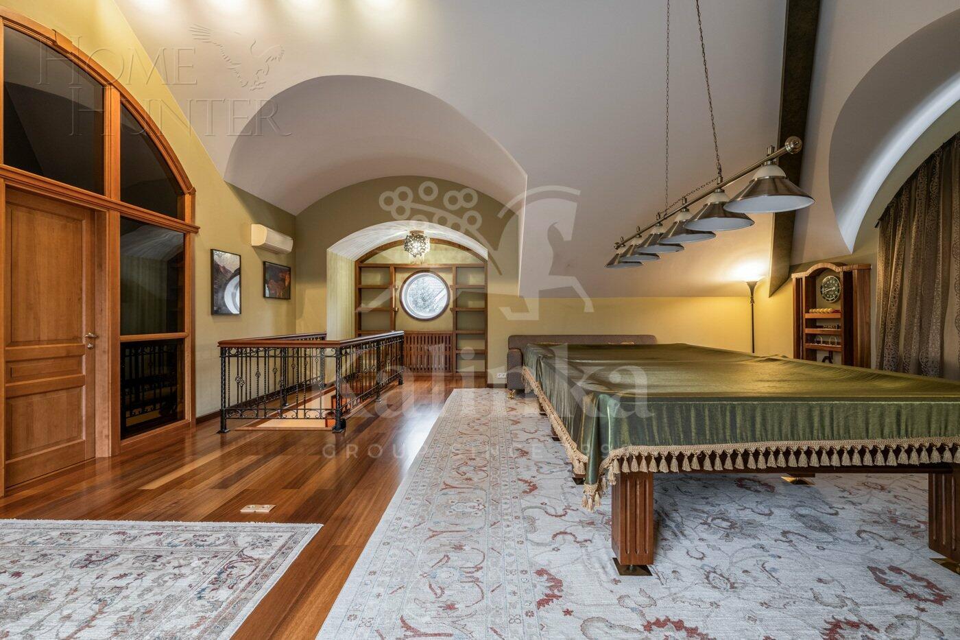 2-этажный коттедж 348 м² с отделкой