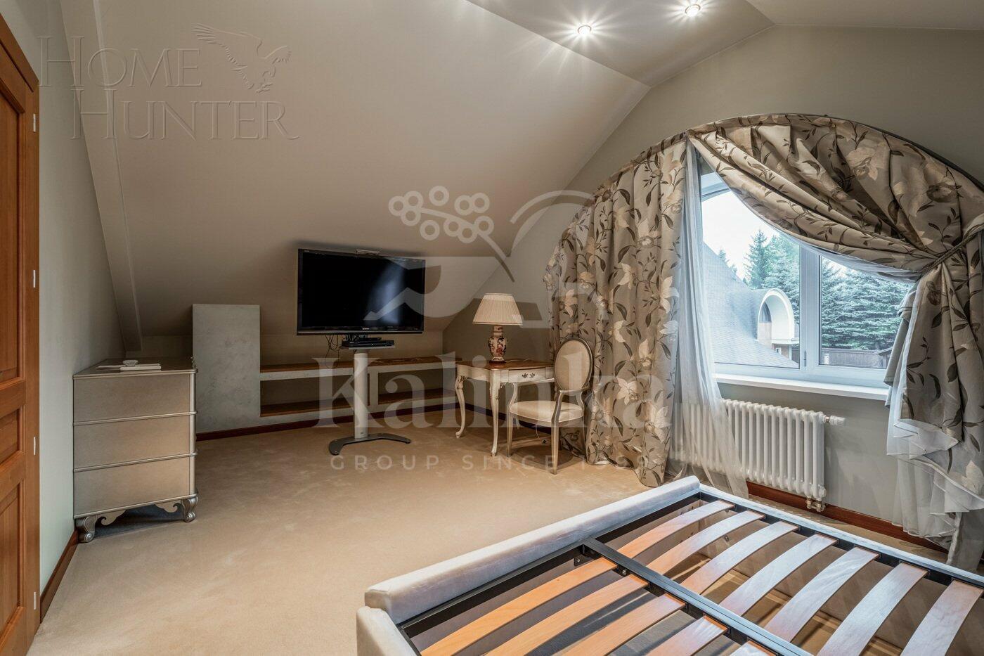 2-этажный коттедж 348 м² с отделкой