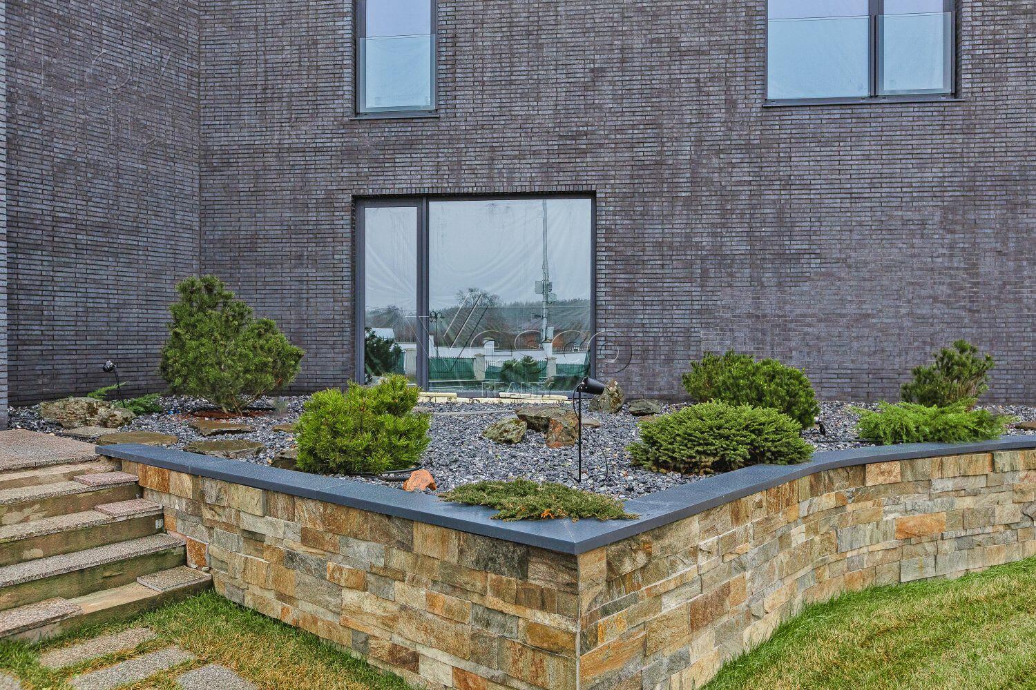 2-этажный коттедж 970 м² без отделки