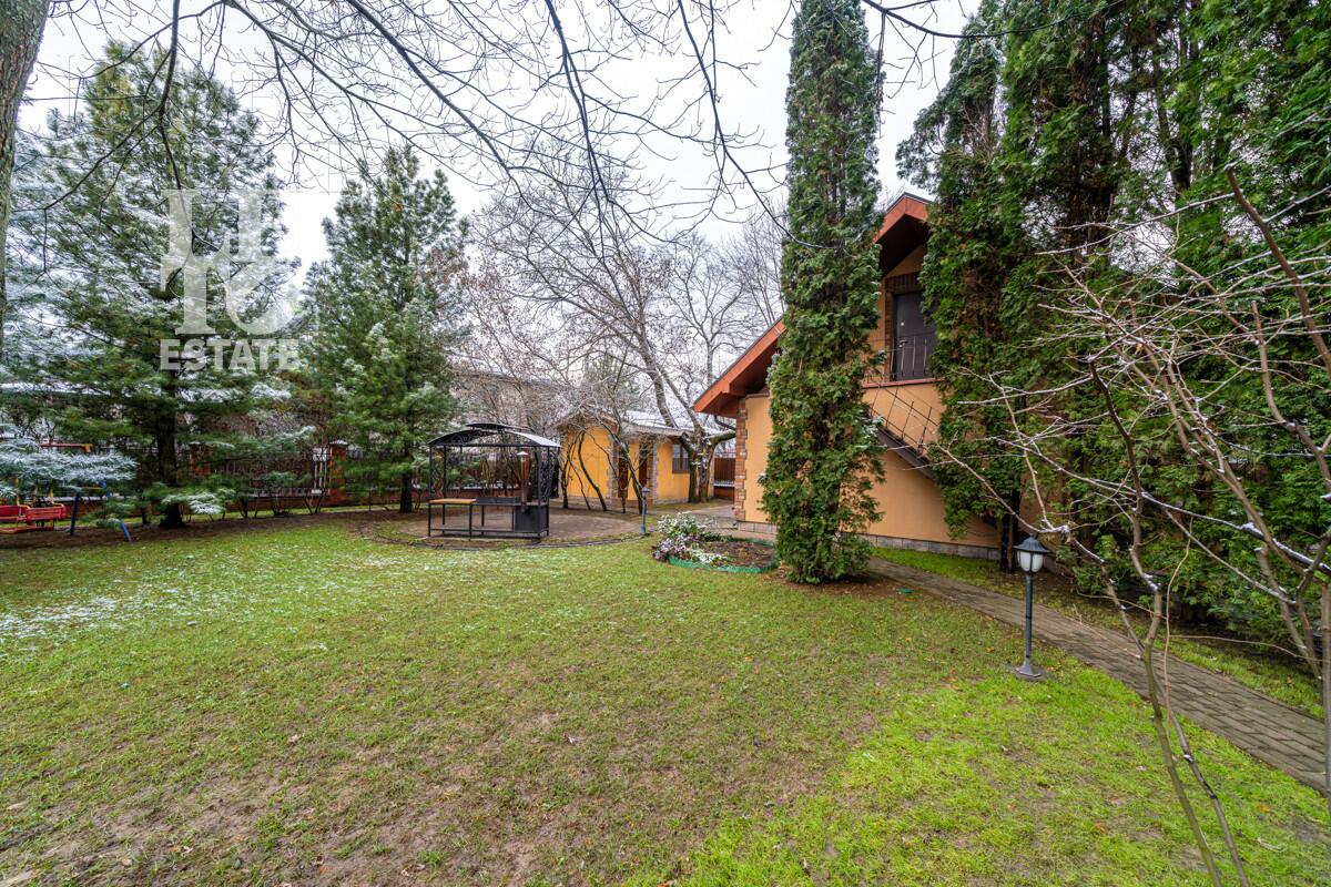 2-этажный коттедж 490 м² с отделкой