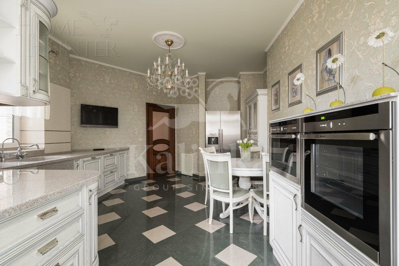 2-этажный коттедж 1 200 м² с отделкой