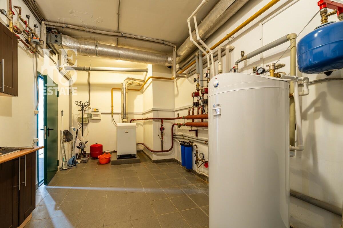 2-этажный таунхаус 400 м² с отделкой