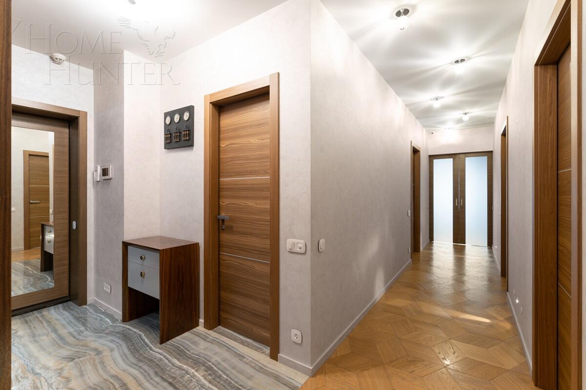 4-КОМН. КВАРТИРА С ОТДЕЛКОЙ 130 М² НА 18 ЭТАЖЕ