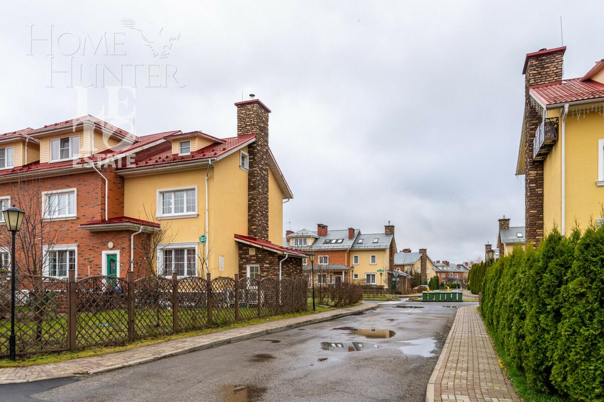 2-этажный таунхаус 400 м² с отделкой