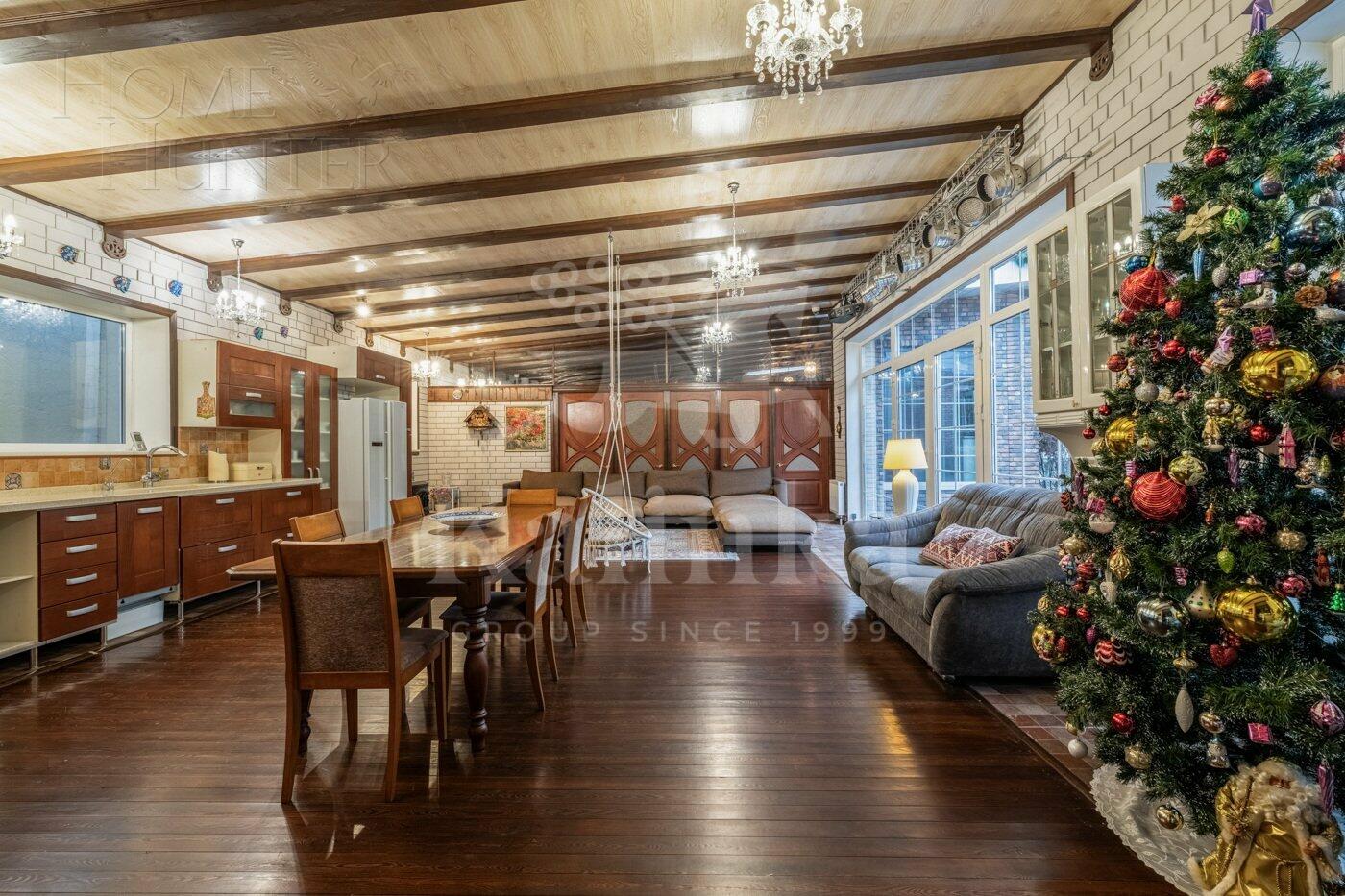 2-этажный коттедж 1 200 м² с отделкой