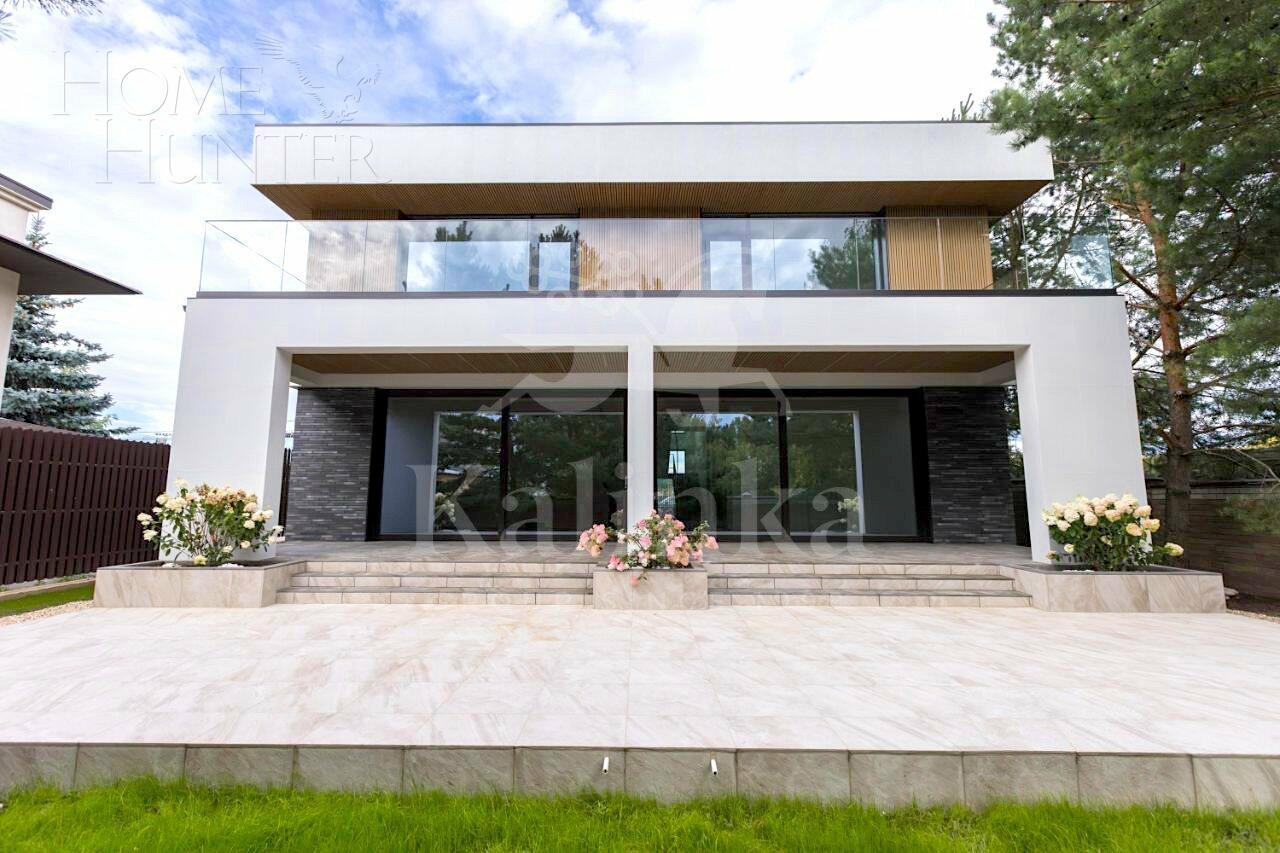 2-этажный коттедж 400 м² без отделки