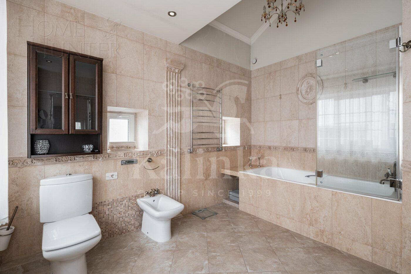 2-этажный коттедж 1 200 м² с отделкой