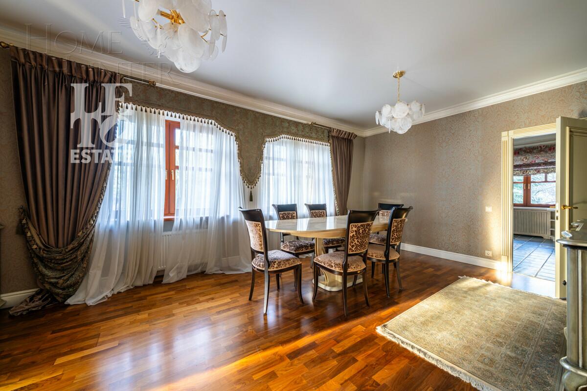 2-этажный коттедж 490 м² с отделкой