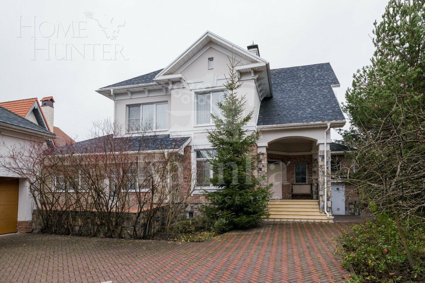 2-этажный коттедж 1 200 м² с отделкой