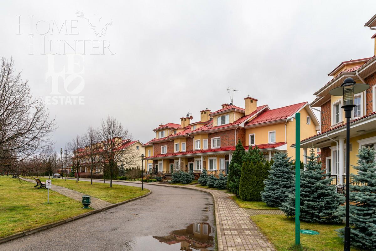 2-этажный таунхаус 400 м² с отделкой