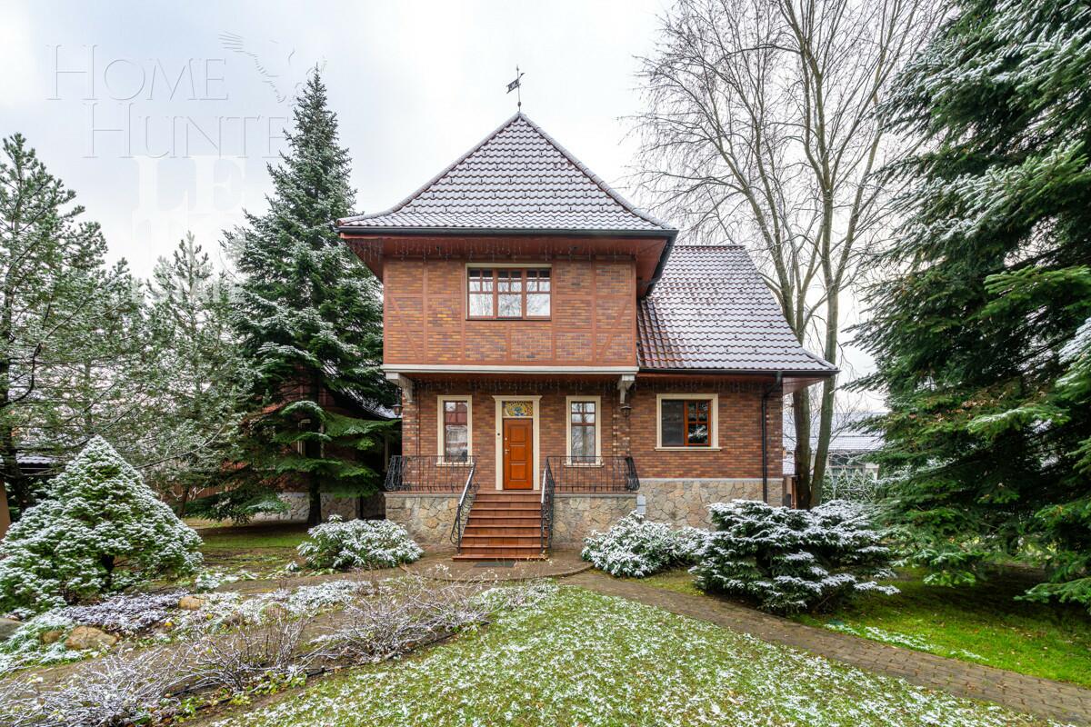 2-этажный коттедж 490 м² с отделкой