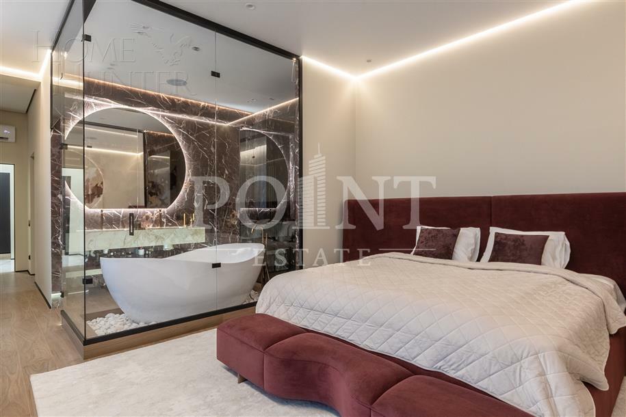 2-этажный коттедж 250 м² с отделкой