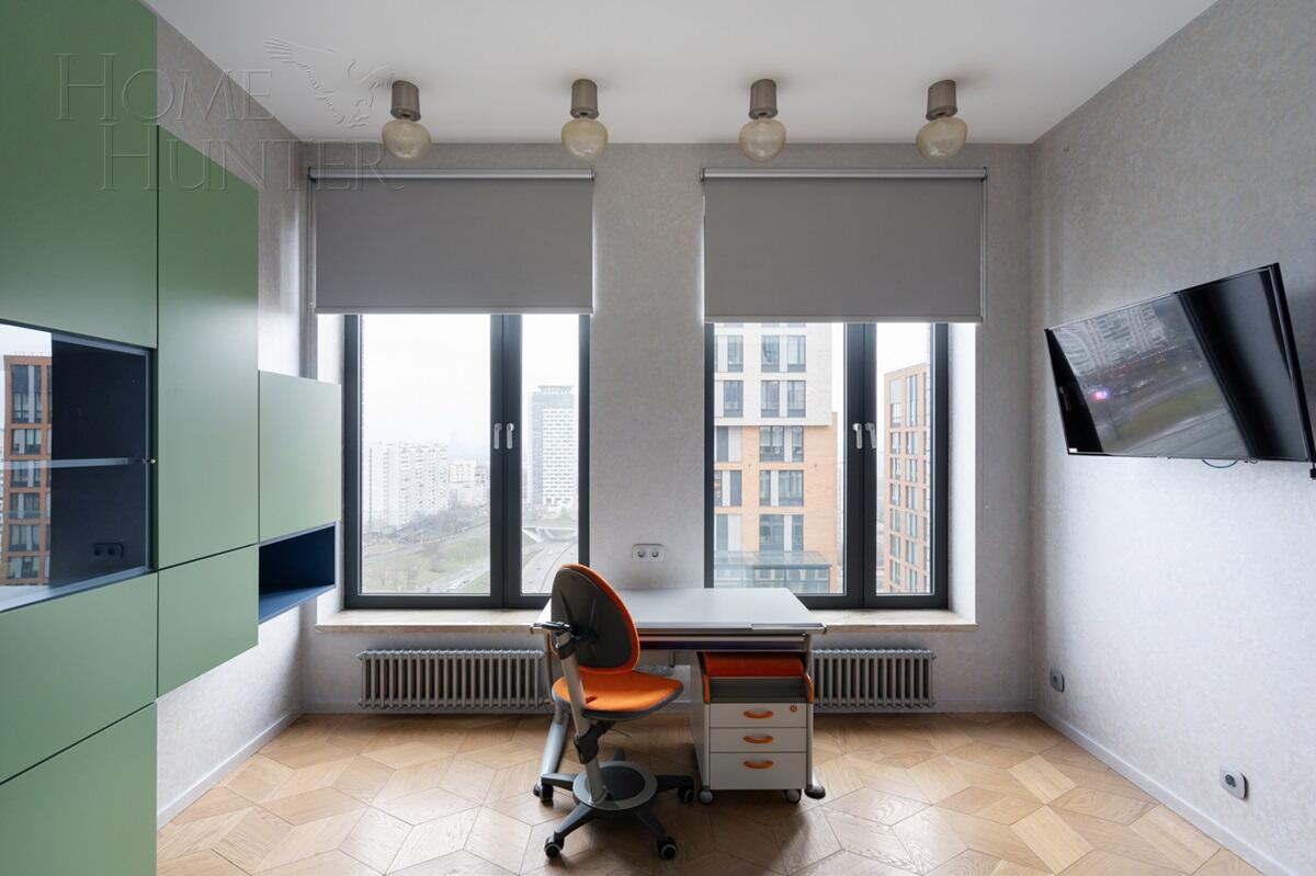 4-КОМН. КВАРТИРА С ОТДЕЛКОЙ 130 М² НА 18 ЭТАЖЕ