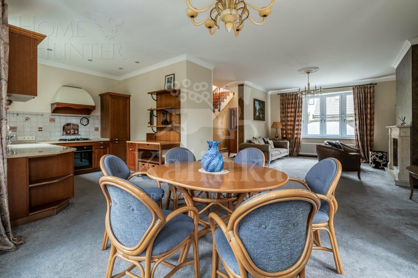 2-этажный коттедж 348 м² с отделкой