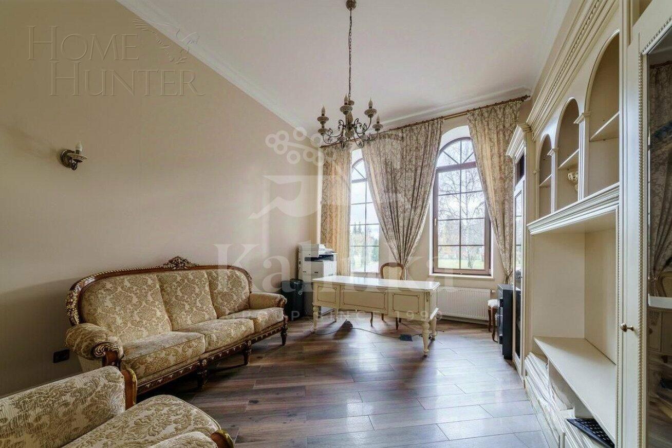 2-этажный коттедж 717 м² с отделкой