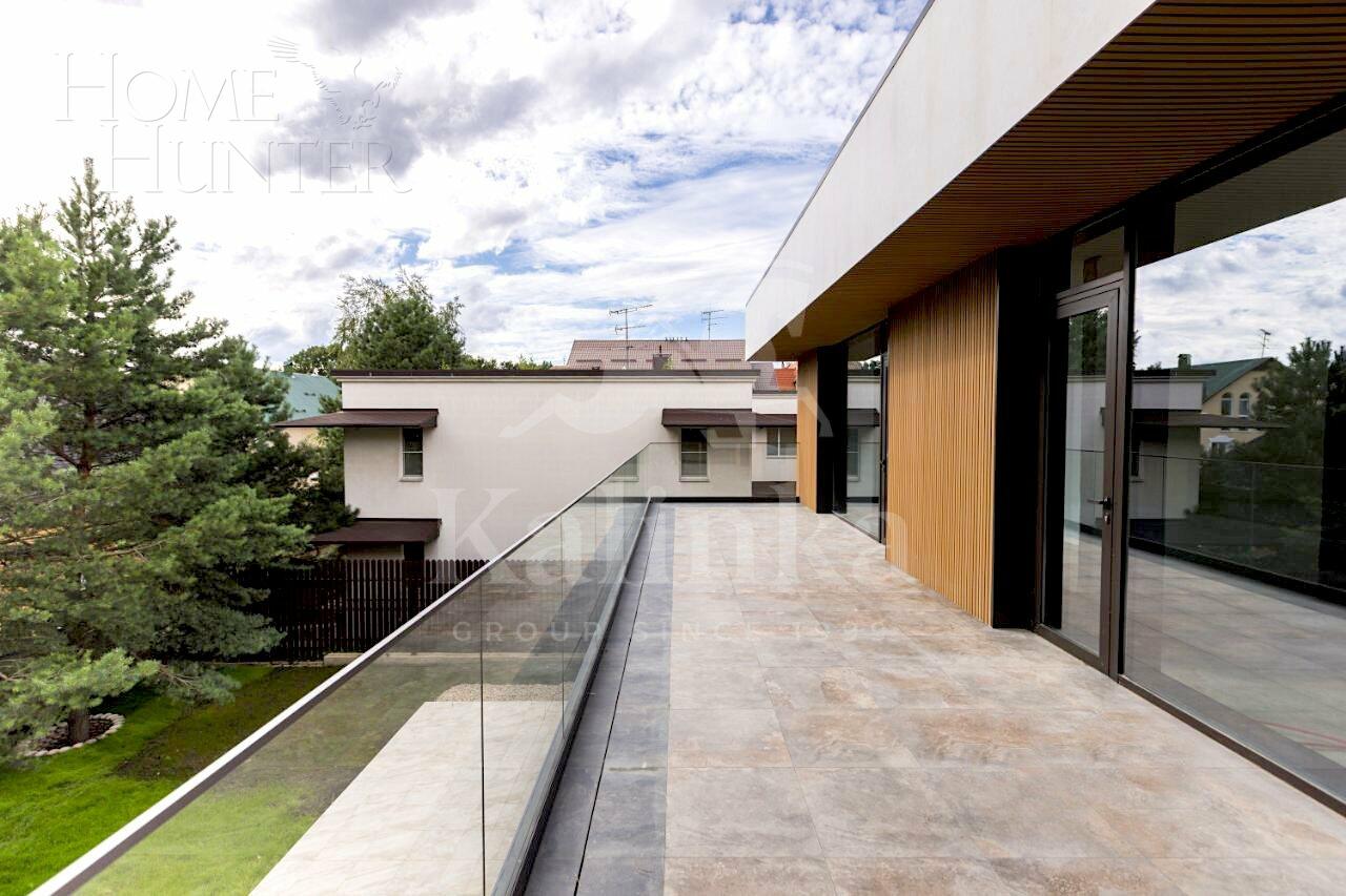 2-этажный коттедж 400 м² без отделки