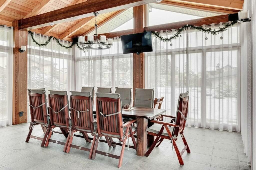 2-этажный коттедж 1 700 м² без отделки