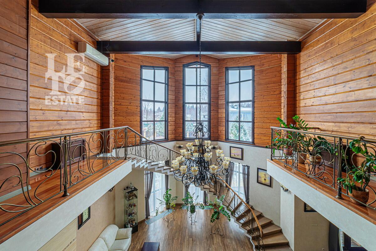 2-этажный коттедж 800 м² с отделкой