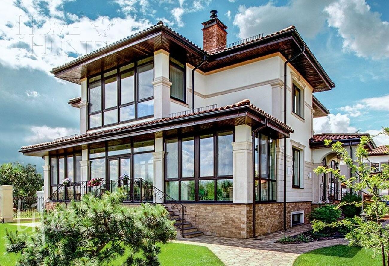 2-этажный коттедж 355 м² с отделкой