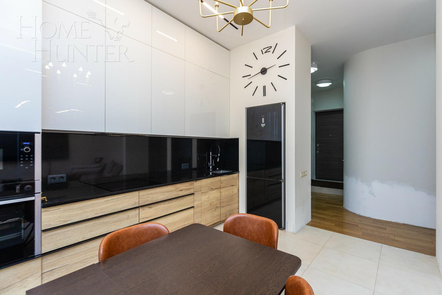 2-КОМН. КВАРТИРА С ОТДЕЛКОЙ 80 М² НА 5 ЭТАЖЕ