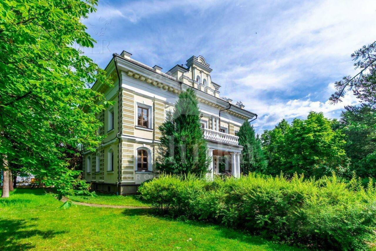 3-этажный коттедж 502 м² с отделкой