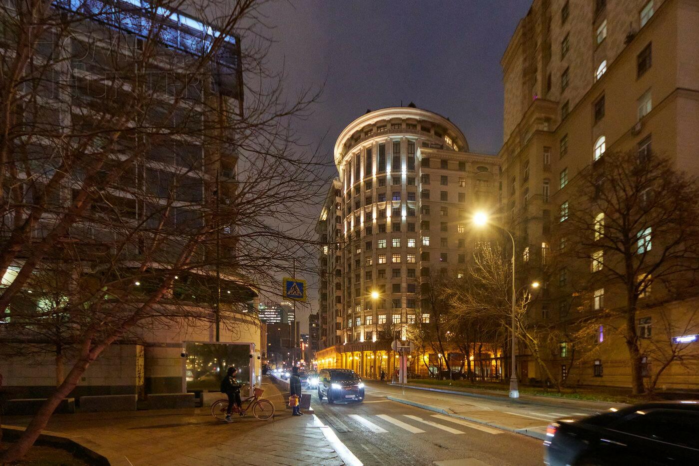 4-КОМН. КВАРТИРА С ОТДЕЛКОЙ 182.4 М² НА 8 ЭТАЖЕ