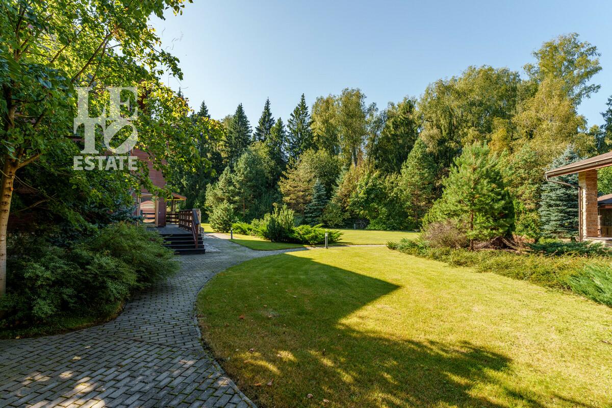 2-этажный коттедж 403 м² с отделкой