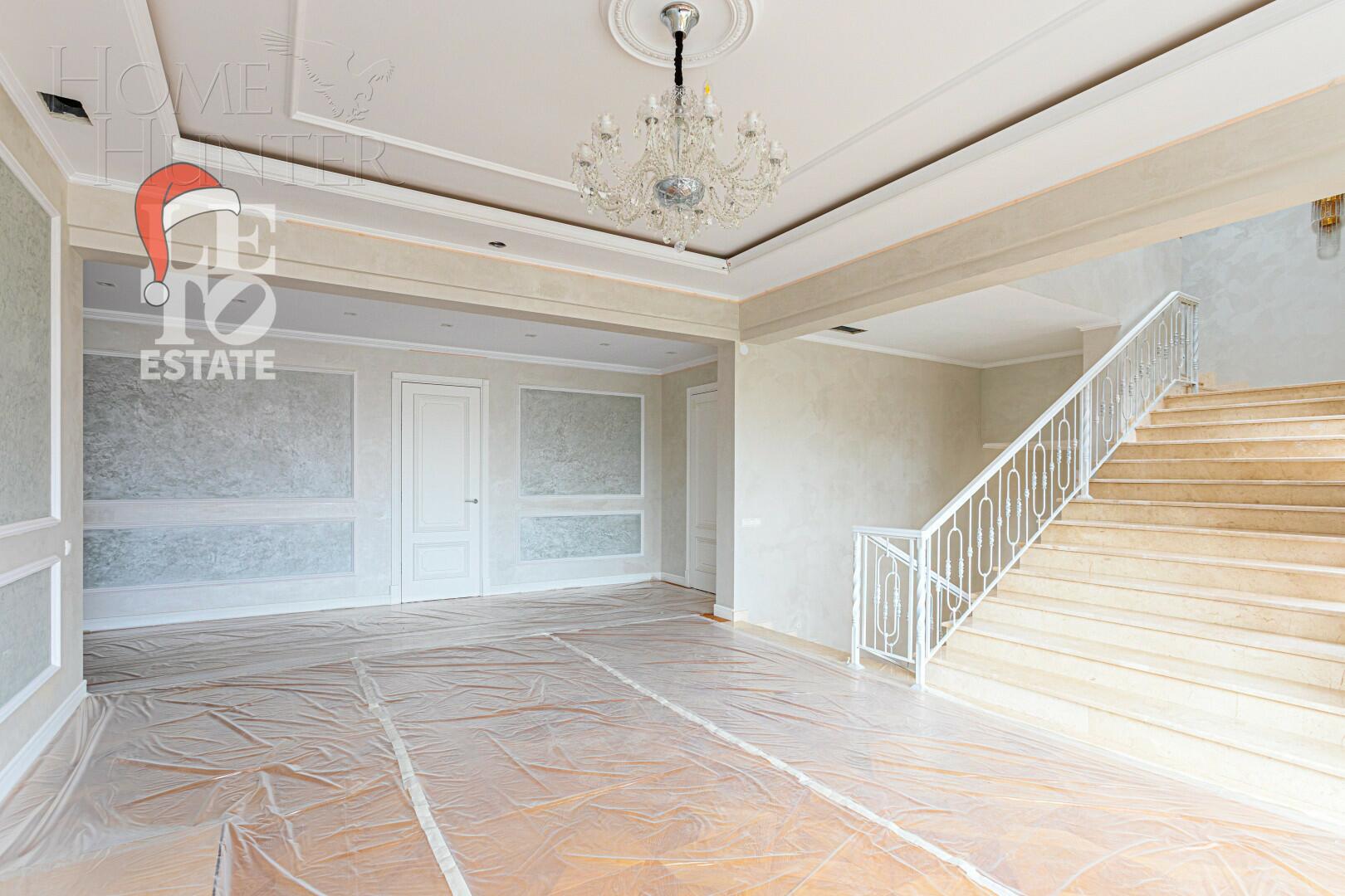 2-этажный коттедж 1 000 м² с отделкой