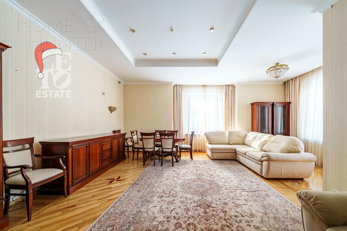 2-этажный коттедж 350 м² с отделкой