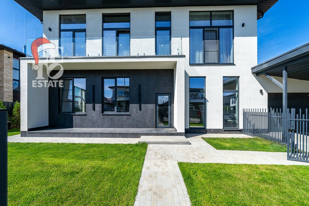 2-этажный коттедж 260 м² с отделкой