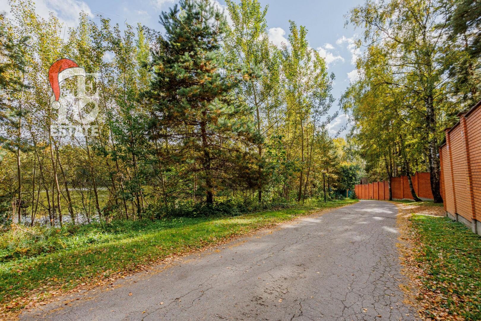 2-этажный коттедж 650 м² с отделкой