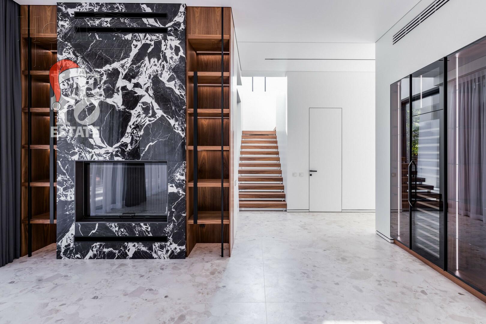 2-этажный коттедж 650 м² с отделкой