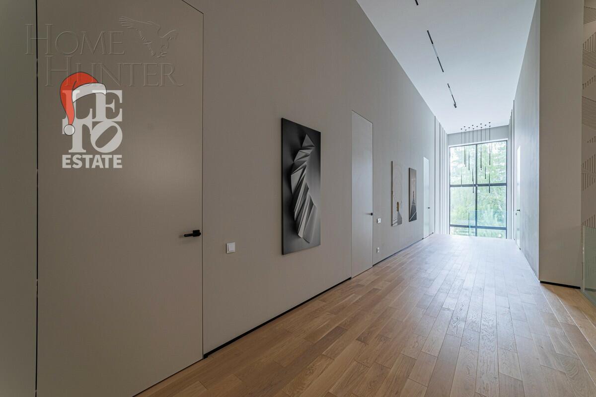 2-этажный коттедж 720 м² с отделкой