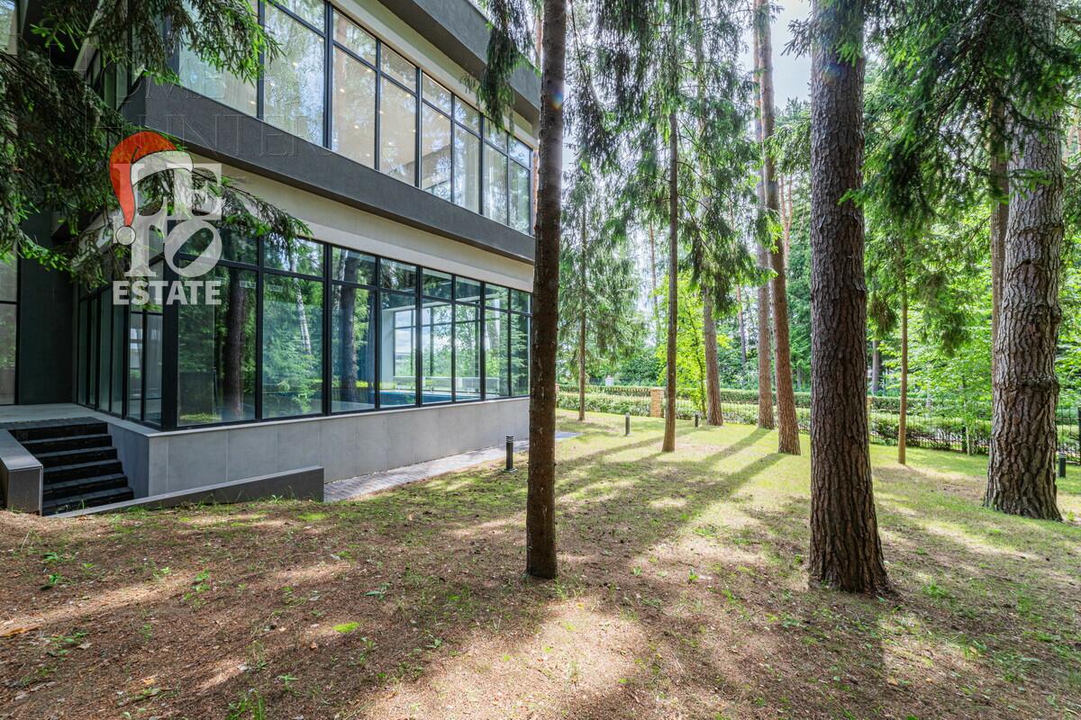 2-этажный коттедж 720 м² с отделкой