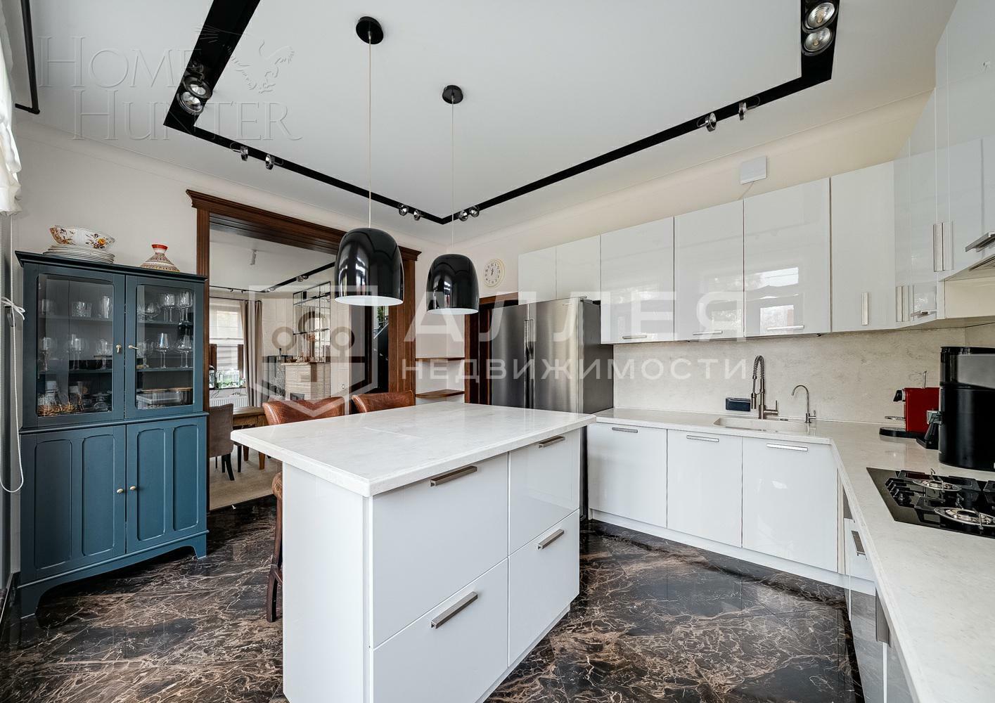 2-этажный коттедж 450 м² с отделкой