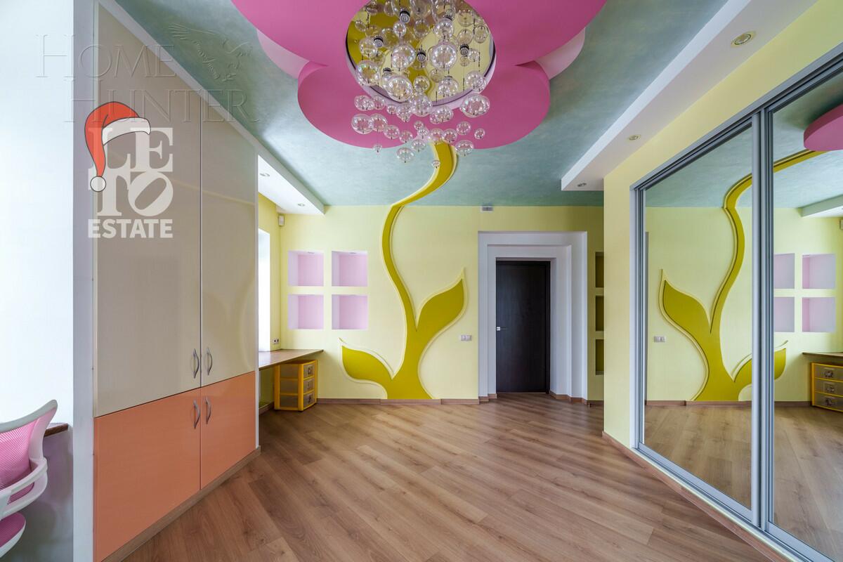 2-этажный коттедж 680 м² с отделкой