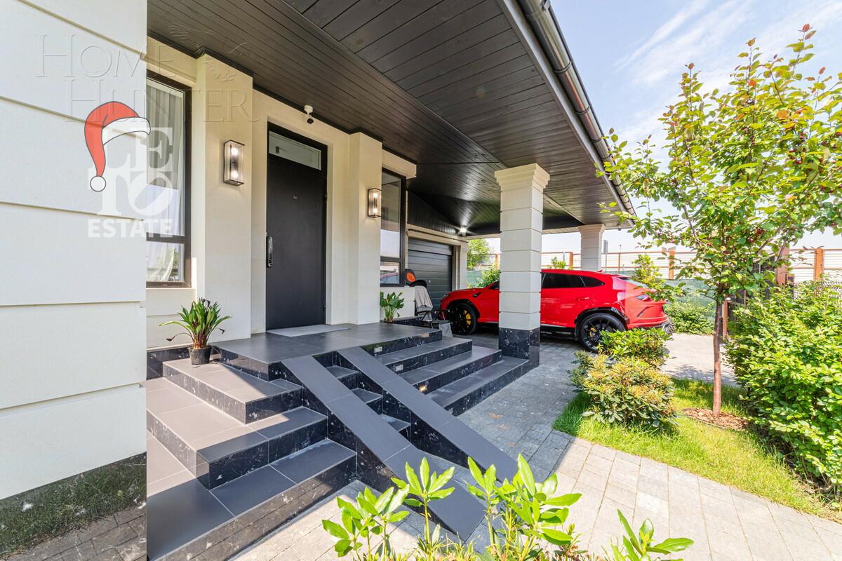 2-этажный коттедж 275 м² с отделкой