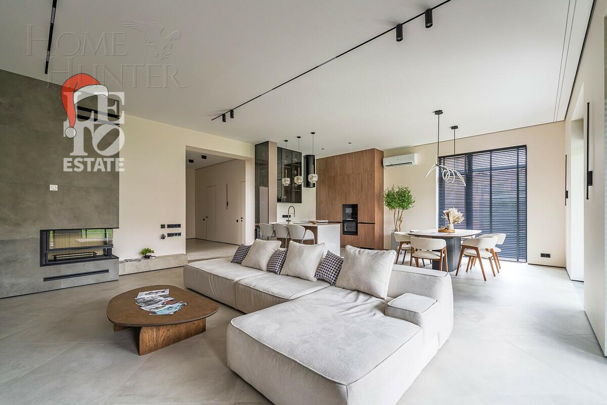 2-этажный коттедж 300 м² с отделкой