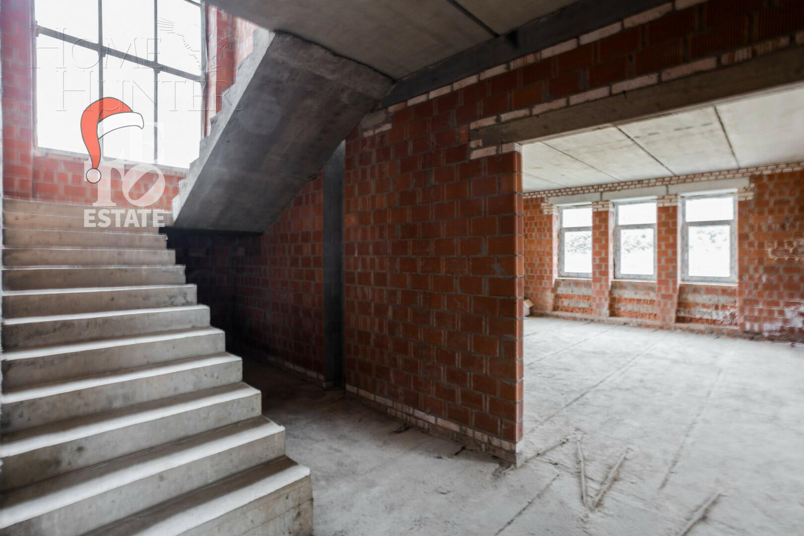 2-этажный коттедж 270 м² без отделки