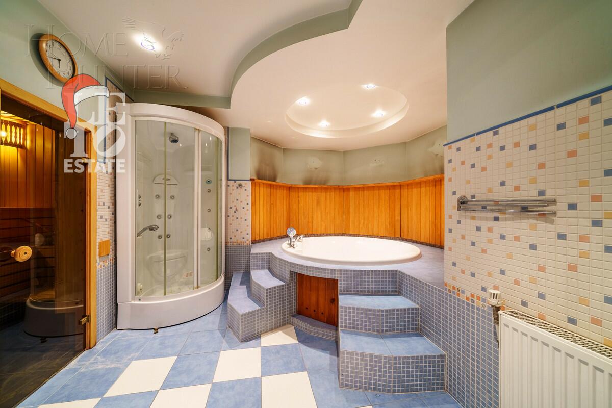 2-этажный коттедж 350 м² с отделкой