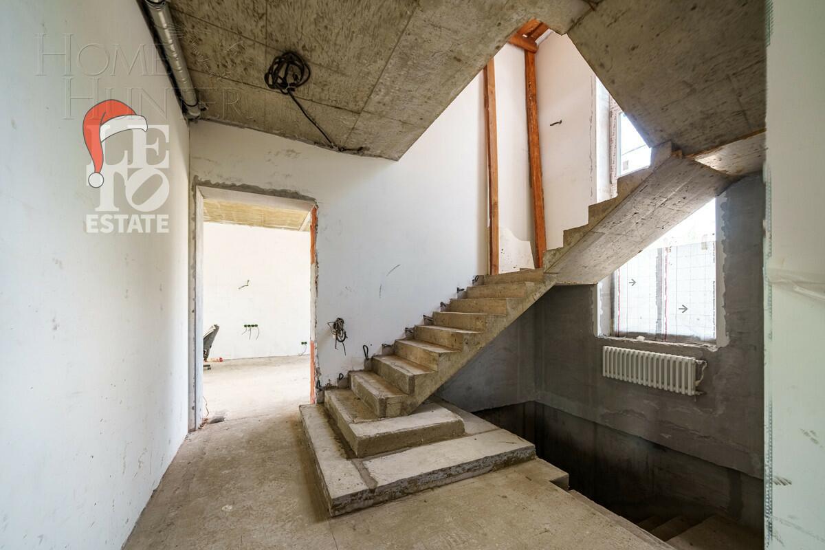 2-этажный коттедж 398.2 м² без отделки