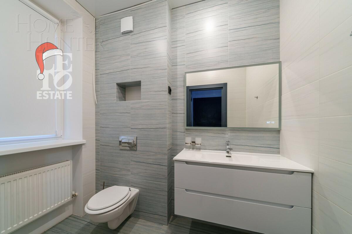 2-этажный коттедж 244 м² с отделкой