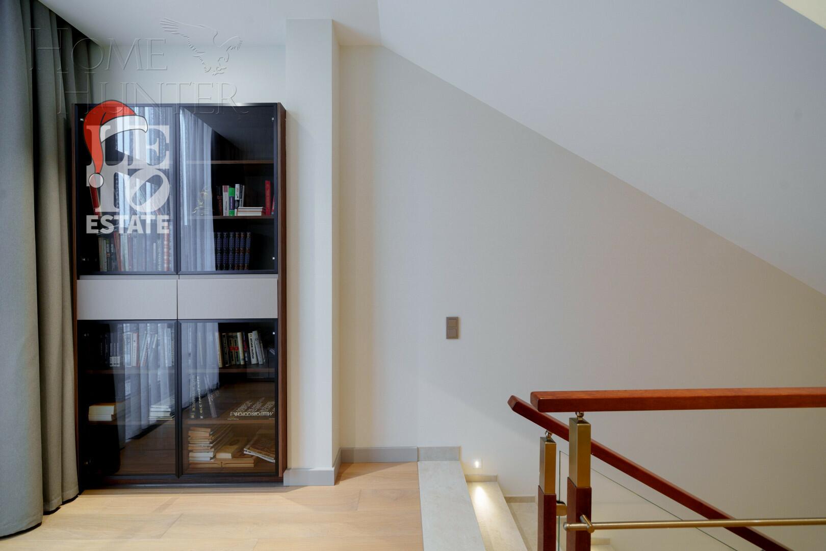 4-этажный таунхаус 278 м² с отделкой