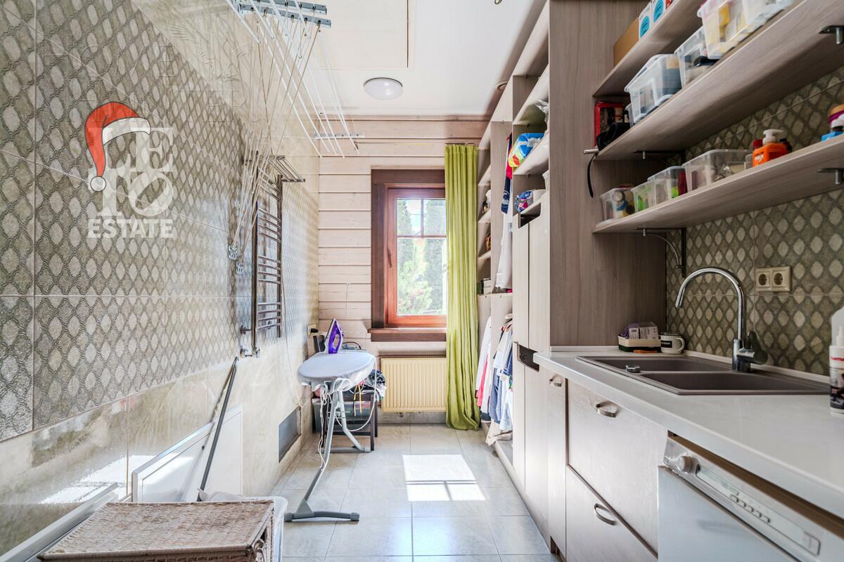 2-этажный коттедж 600 м² с отделкой