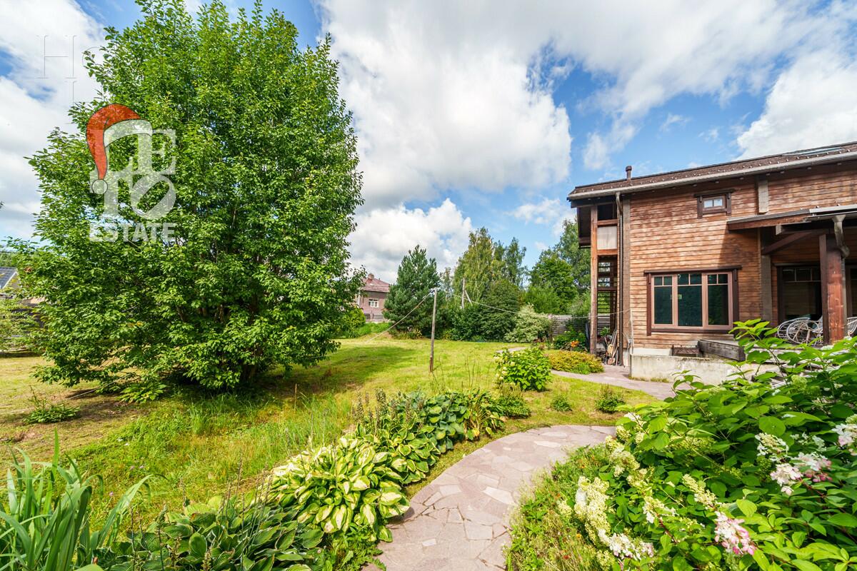 2-этажный коттедж 600 м² с отделкой