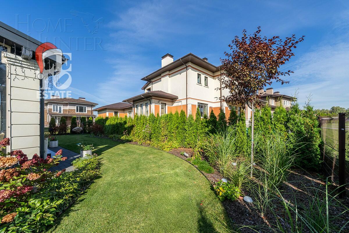 2-этажный коттедж 278 м² с отделкой