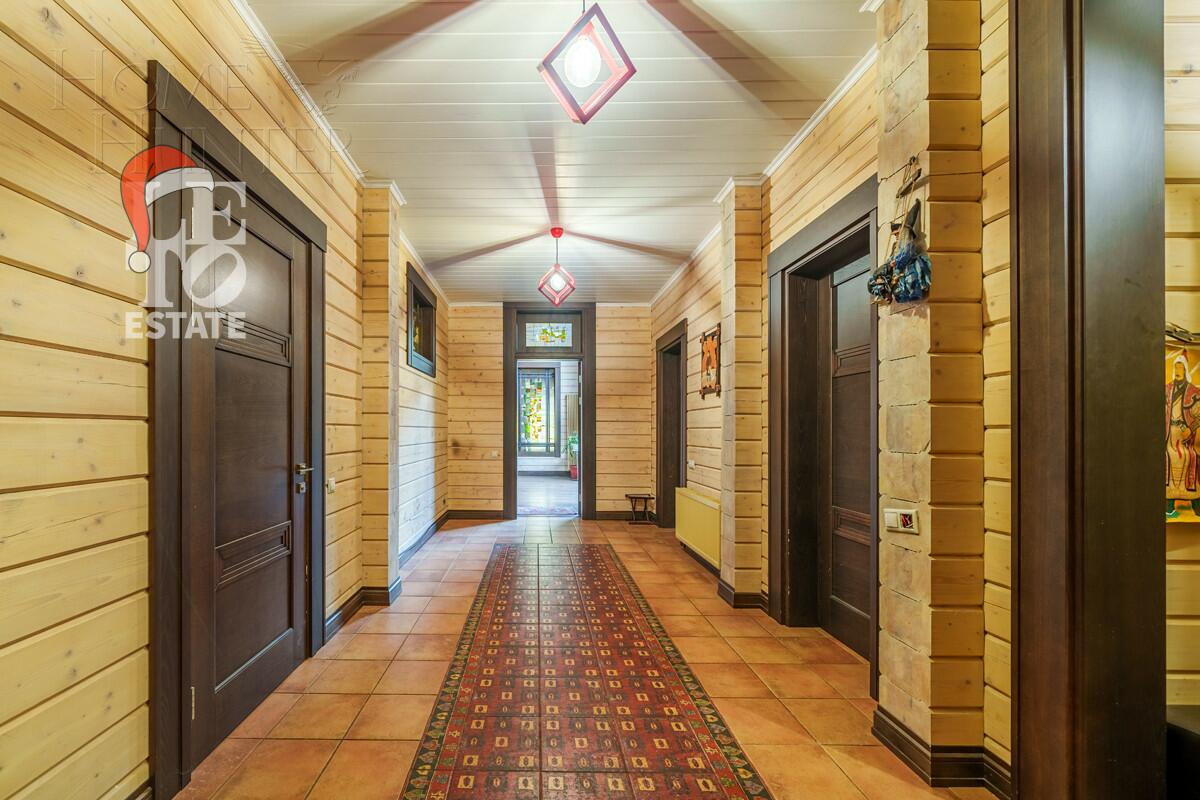 2-этажный коттедж 600 м² с отделкой